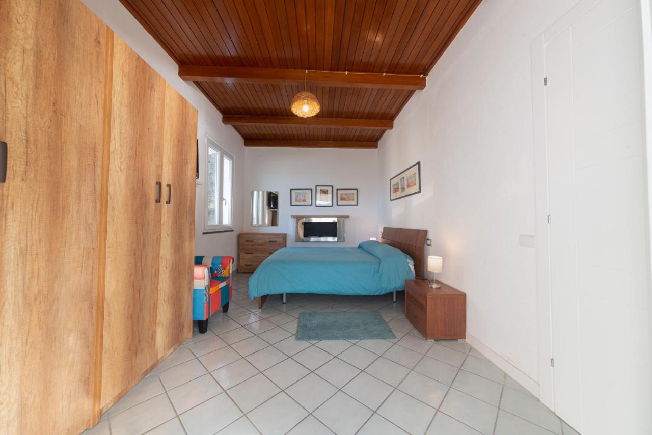 La Casa Sul Porto Apartment Ischia Luaran gambar